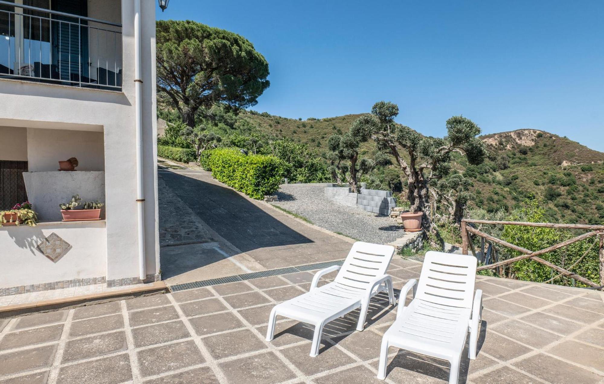 3 Bedroom Beautiful Home In Librizzi Exterior foto