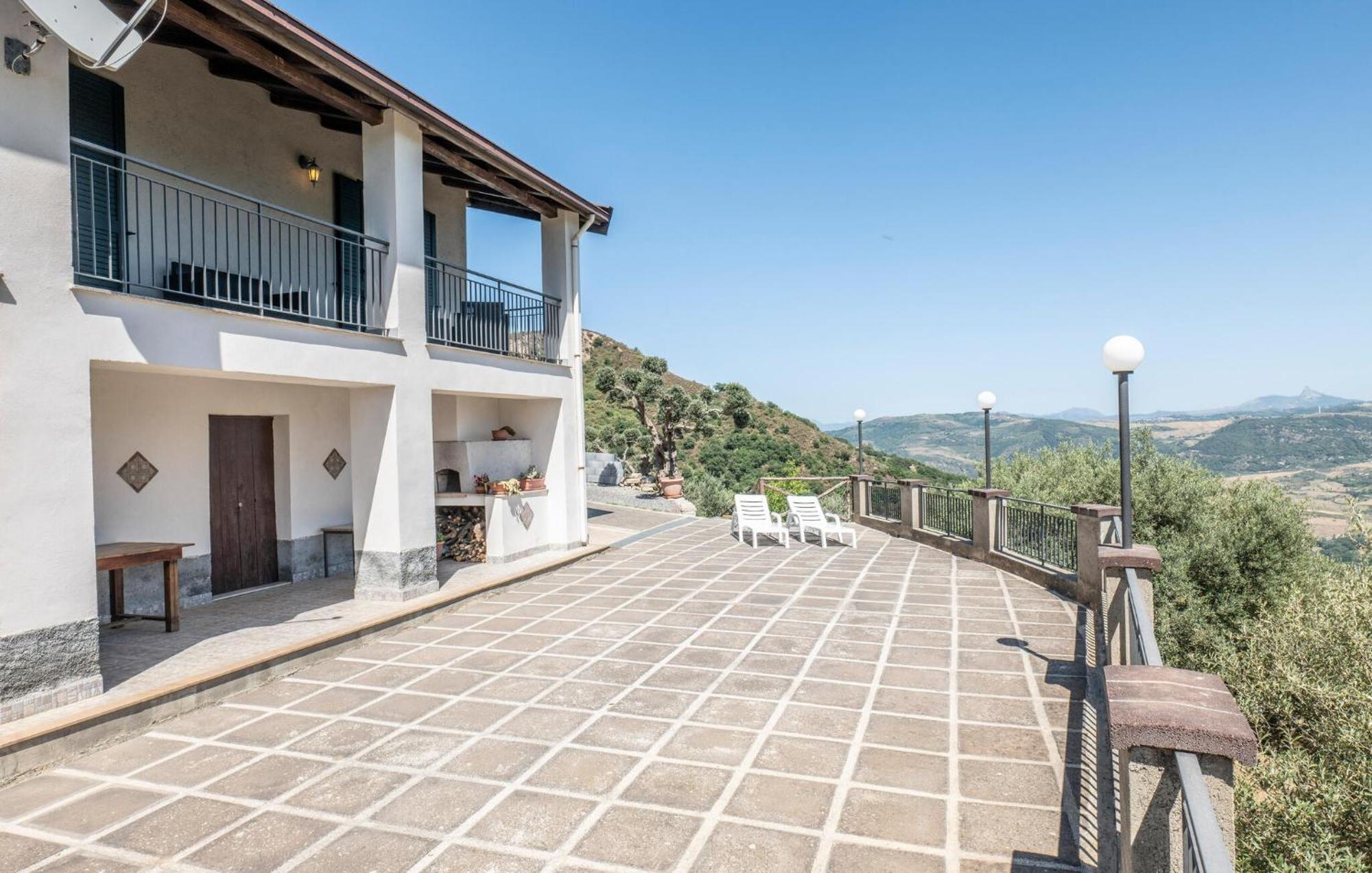 3 Bedroom Beautiful Home In Librizzi Exterior foto
